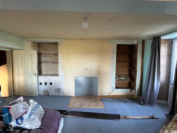 Mur nord de la chambre 1/2 palier avant travaux
