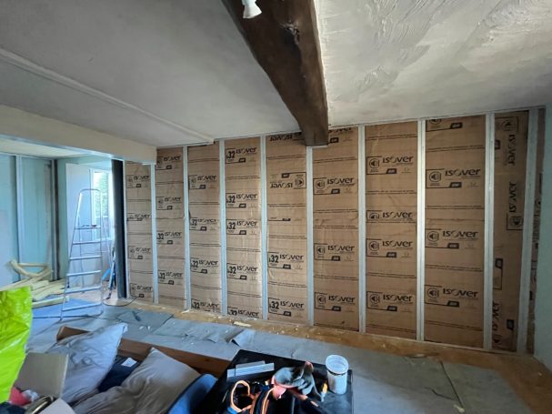 Mur est de la chambre 1/2 palier isolé